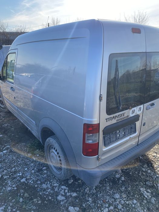 Dezmembrez ford transit conect