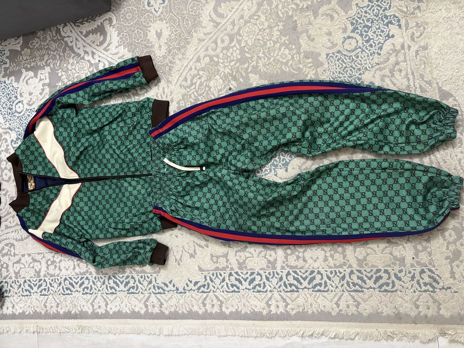 Gucci suit оригинал