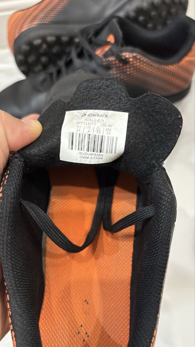 Продам бутсы сороконожки