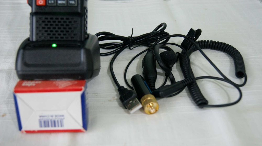 минирадиостанция uv-3r+ баофенг