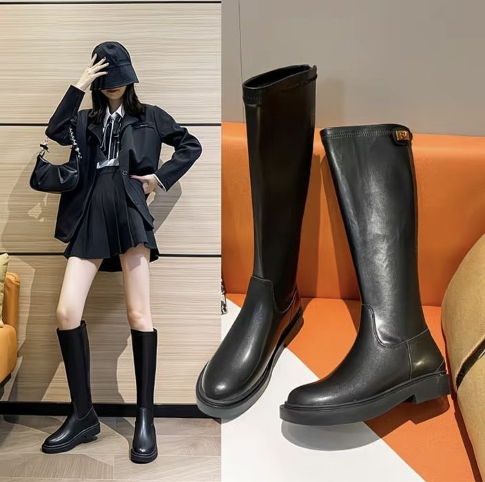 Продается новые женские сапоги