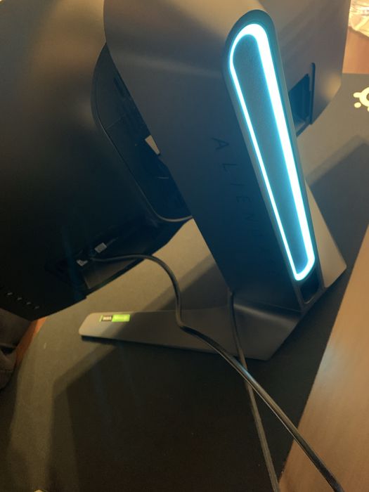 Monitor Alienware Gaming AW2521HFA 24.5 inch FHD AHVA-IPS 1 ms 240 Hz FreeSync Premium & G-Sync Compatible, blac, iluminare Alien FX ambilight