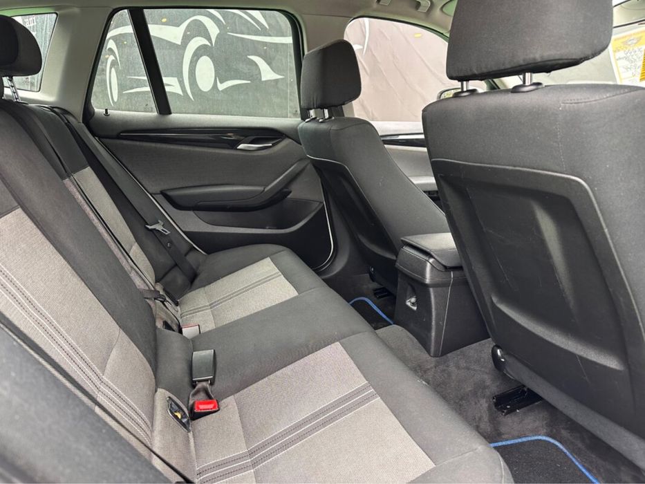 BMW X1 2011 — imagine 5