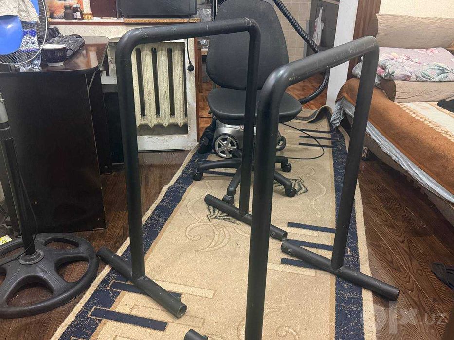 напольные брусья