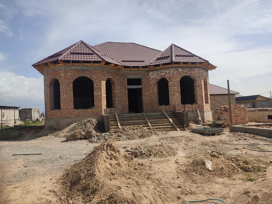 Бригада строителей