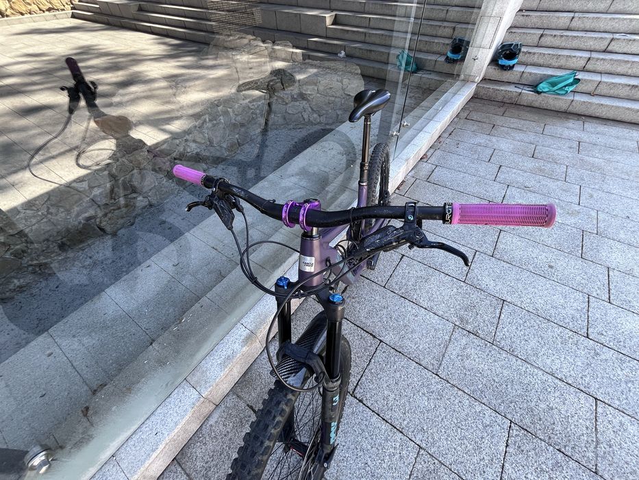 Bicicletă Santa Cruz Nomad 4