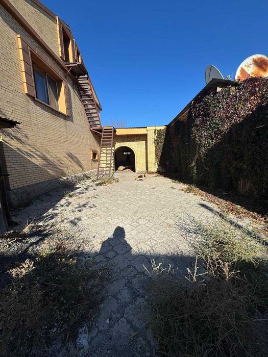 Продам коттедж в соц.городе