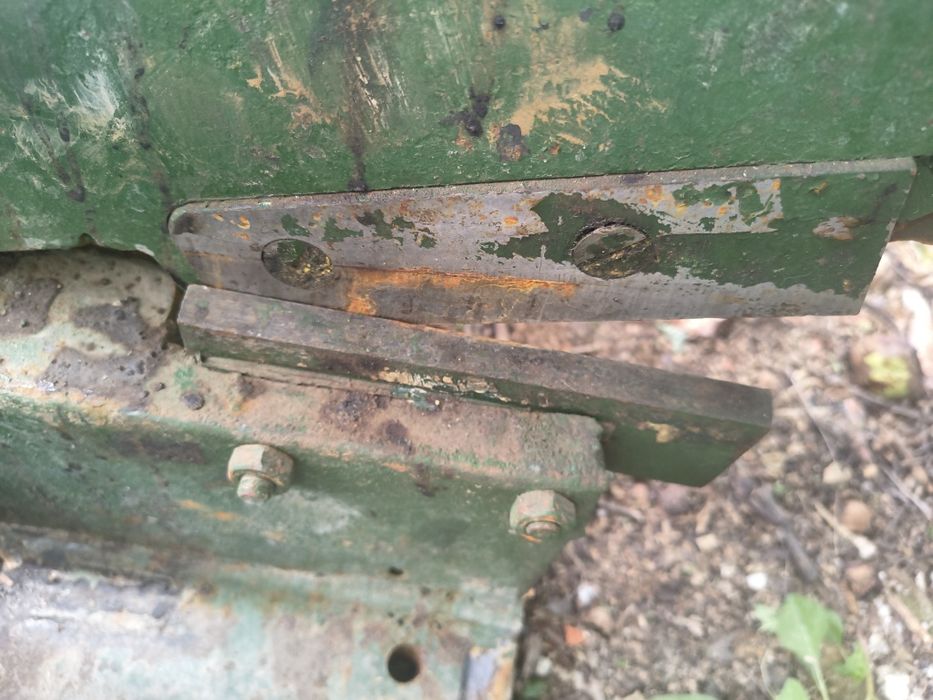 Foarfeca ghilotină în stare de funcționare