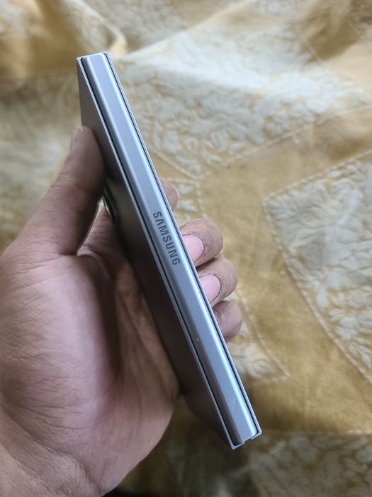 Samsung galaxy z fold 6