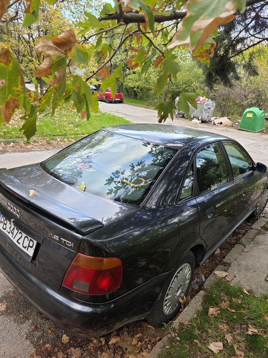 Продавам Audi A4