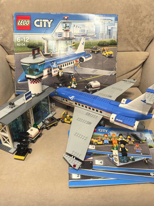 LEGO City 60104 Пътнически терминал