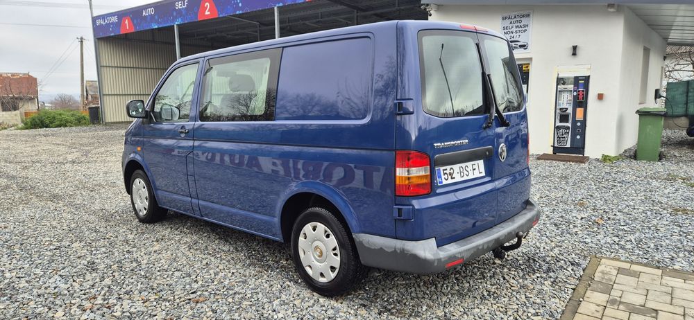 Transporter T5 2.5 6 locuri