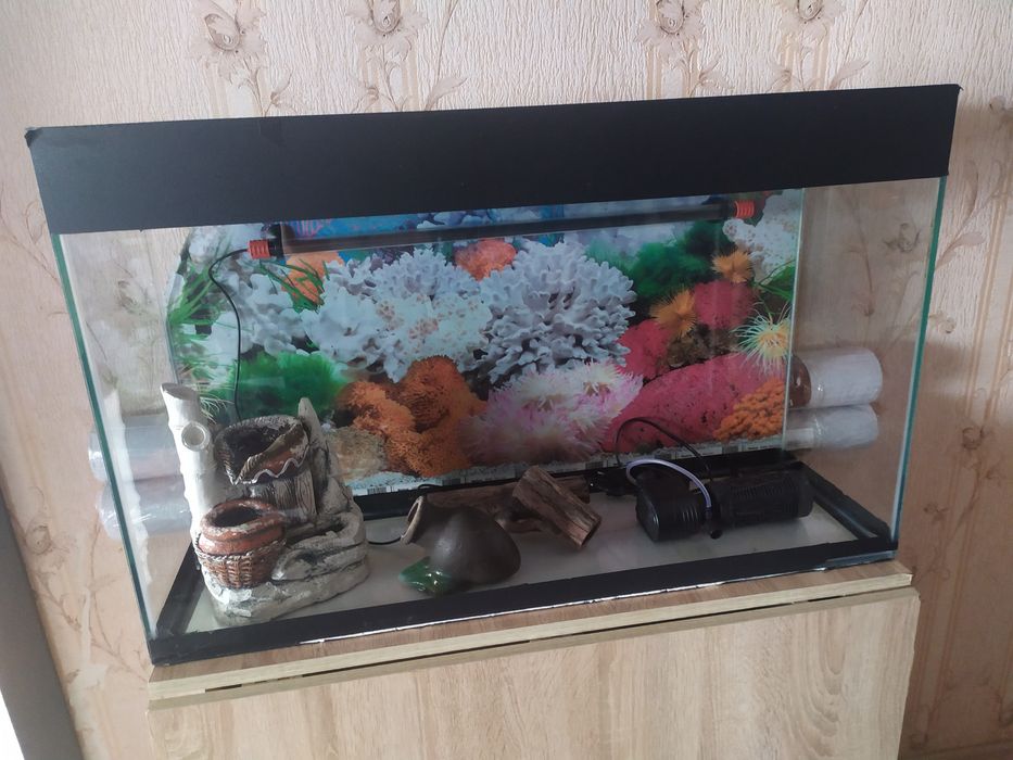 Продам аквариум 80 литров