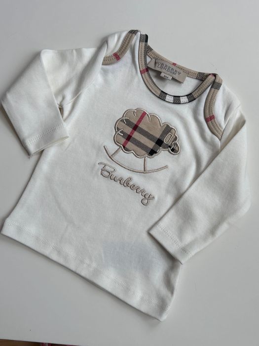 Burberry мека памучна блуза 6месеца