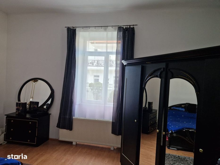 Casa in Bran - central, pretabila locuință, clinică, birouri (Moieciu)