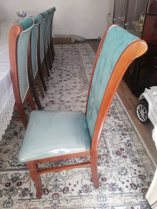 Продам Стулья 14 штук