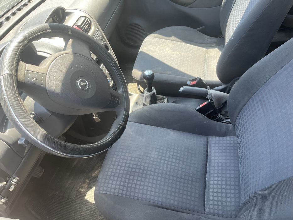 Dezmembrez Opel Corsa C 1.3 diesel 2003-2007 euro 4