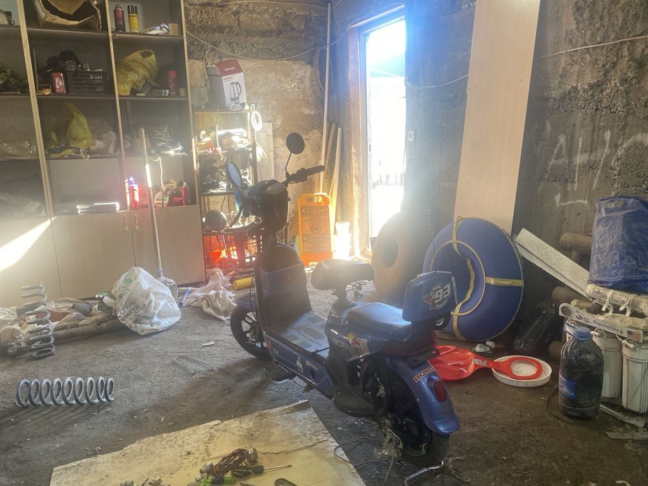 Ск8 хорошо едет.