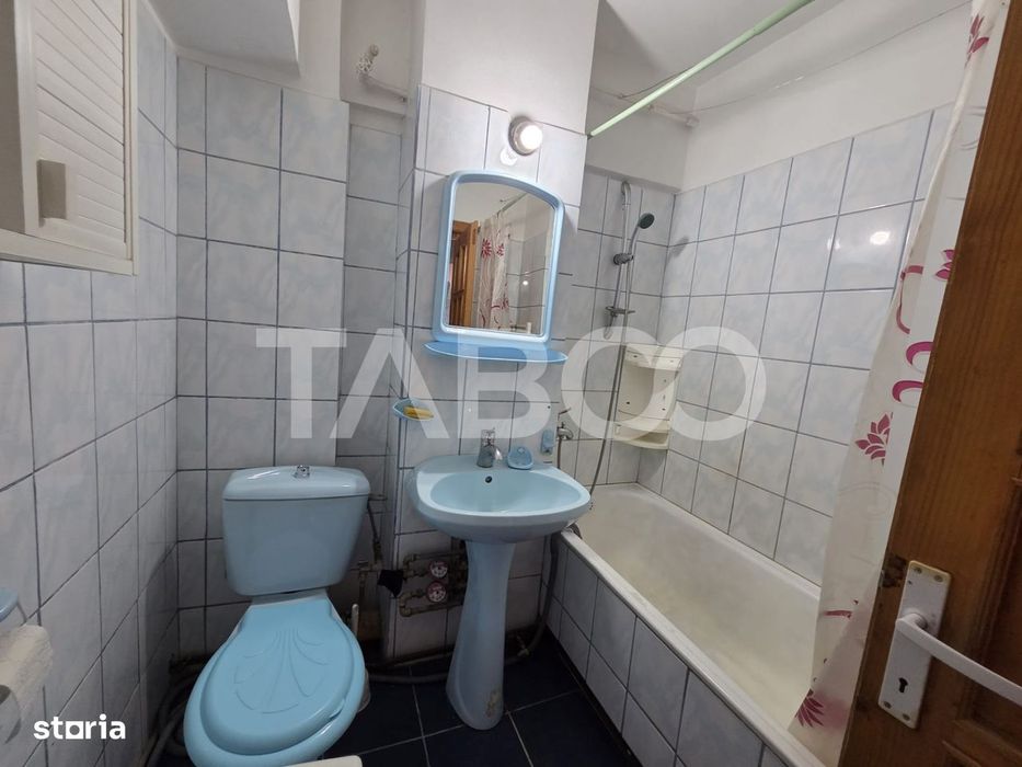 Apartament 3 camere 90 mp 2 balcoane zona Bulevardul Unirii