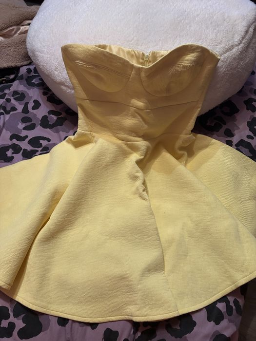 Официална къса рокля