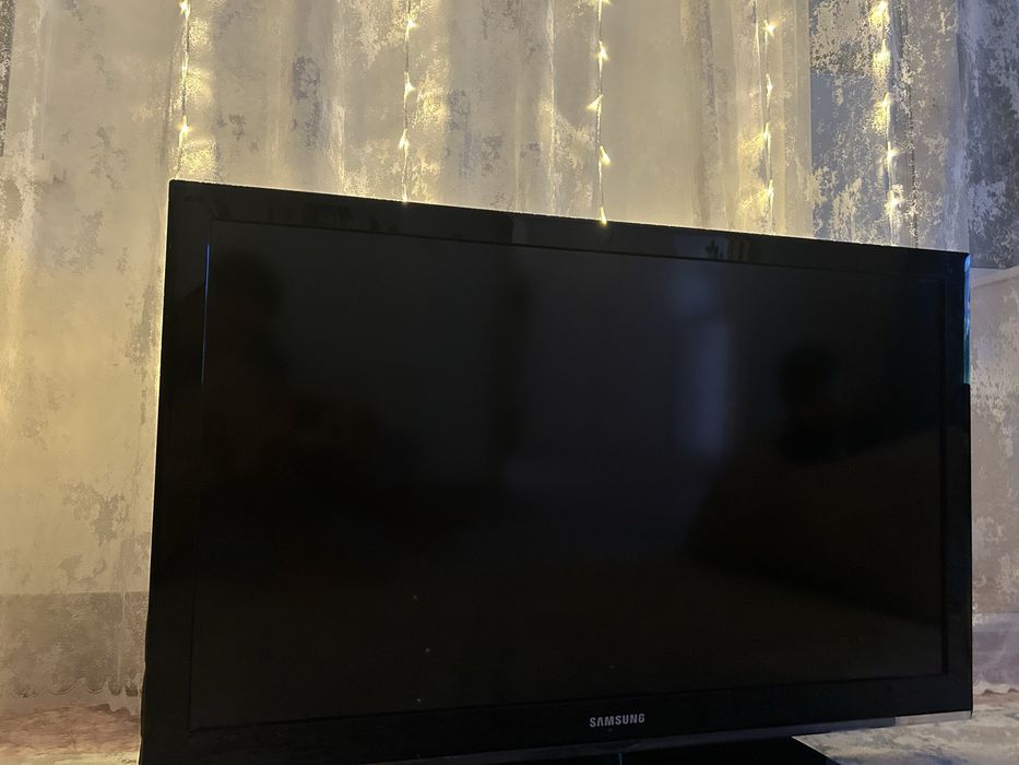 Телевизор Samsung 109’ диагональ