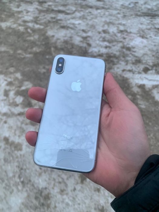 Продаи айфон х срочно