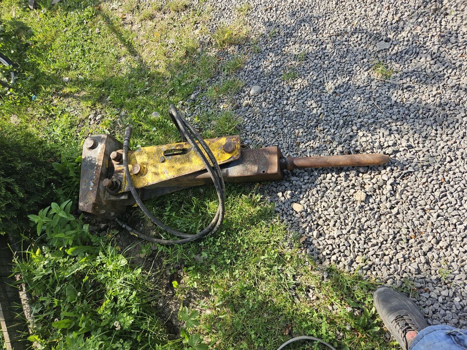 Excavator JCB 3500 kg