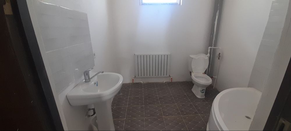 3 хонали квартира Жондорда тез ва Арзон сотилади