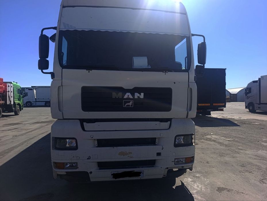 MAN TGA 18 460 aparat