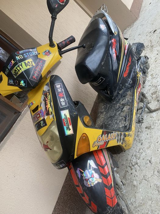 Scuter 49cc 4t First bike