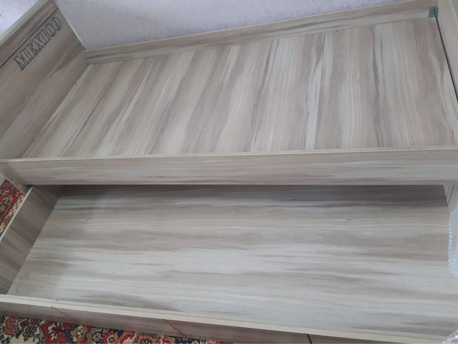 Продается Кровать в отличном состояние