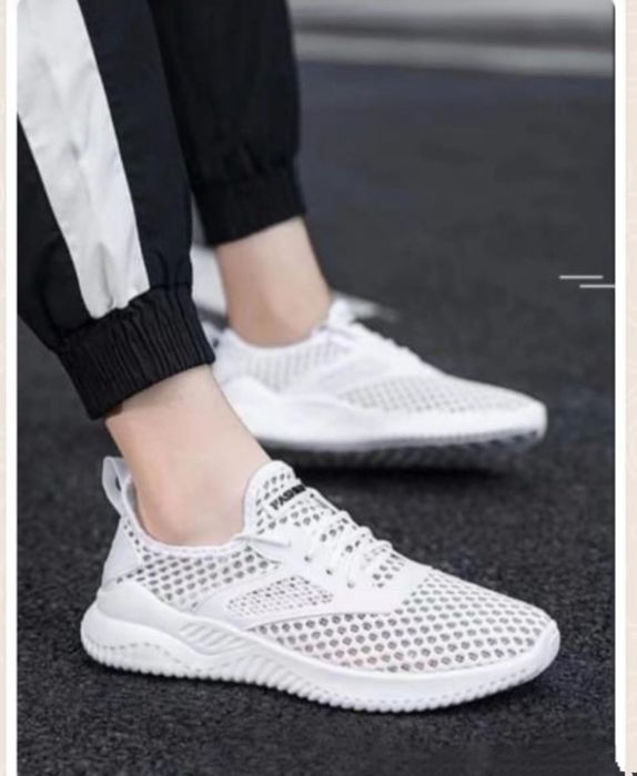 Кроссовки в сеточку, 40-44р