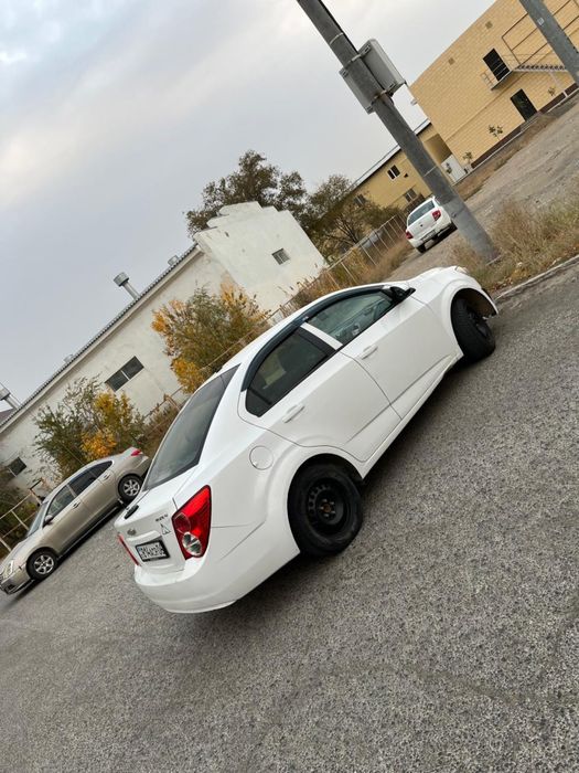 Шевролет авео 2014 г