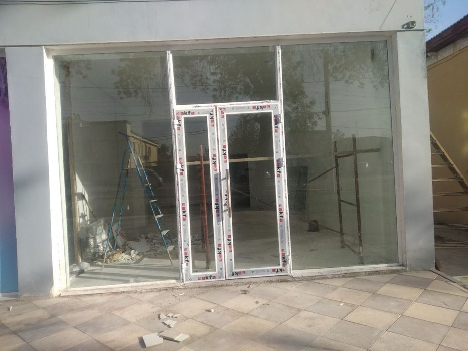 Akfa eshik rom va vitrajlar