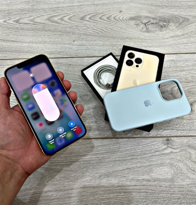 iPhone 13 Pro 256GB  В идеалее