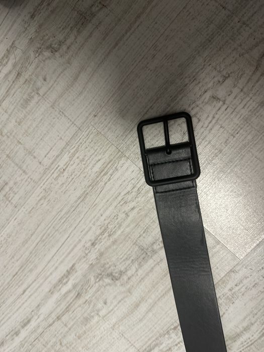 Колан на Alexander McQueen