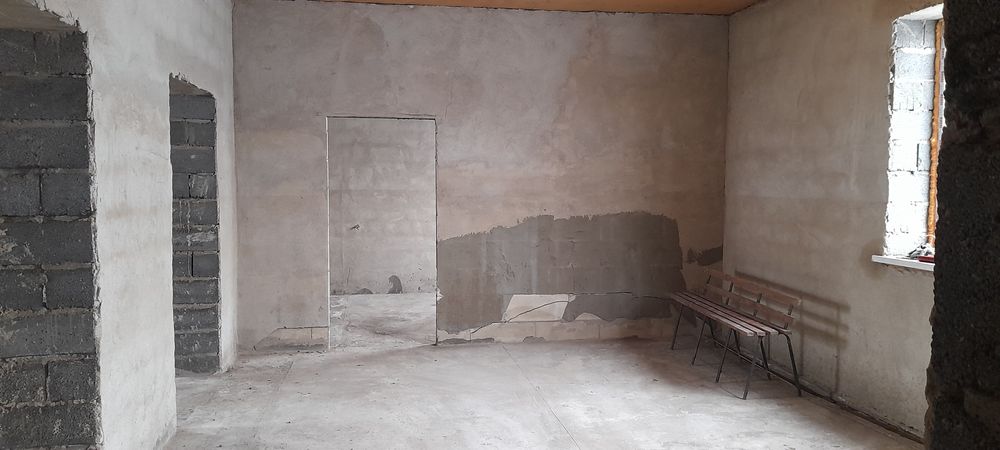 Продается дом в черновом вариянте