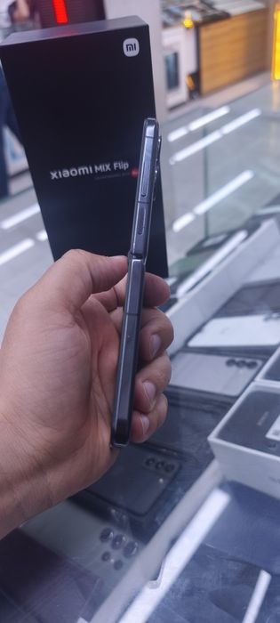 Xiaomi mix flip 12/512 black