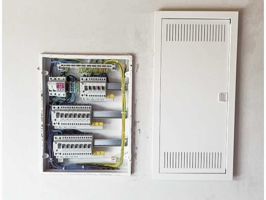 Electricieni, Executam Instalatii electrice rezidentiale !