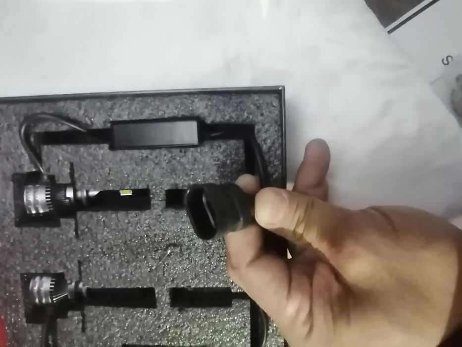 Продам лэд лампы 70 ватт, 6000к