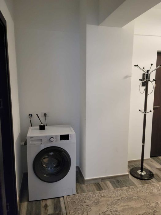 Inchiriez apartament cu 1 camera