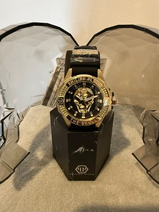 Чисто нов часовник Philip plein
