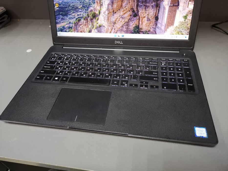 Ноутбук Dell Latitude 3500 в хорошем состоянии, core i5-8265u