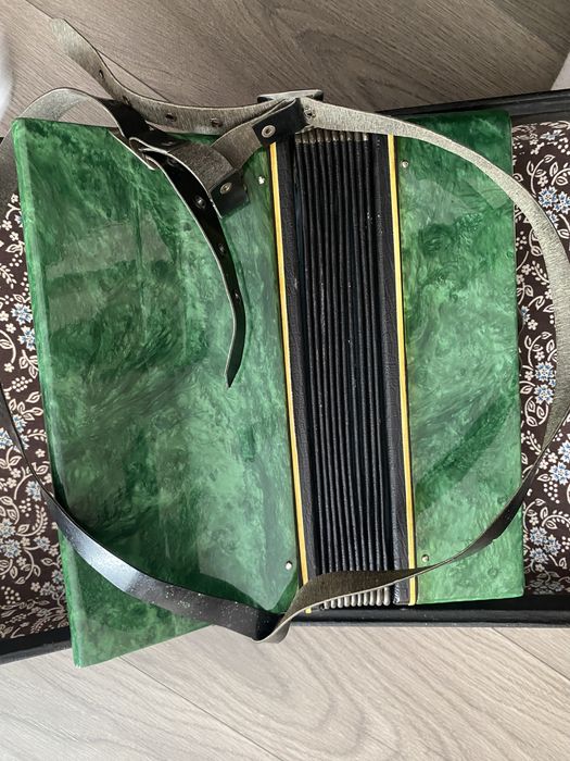 Acordeon tip harmonica Malish