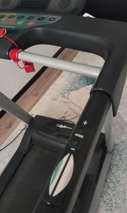 Продается беговая дорожка