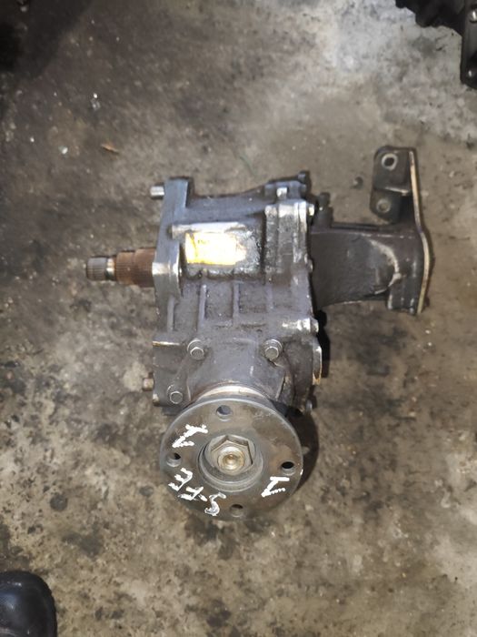 Преден Диференциал -Раздатка-Hyudai santa fe-2005г-2.0d-113кс