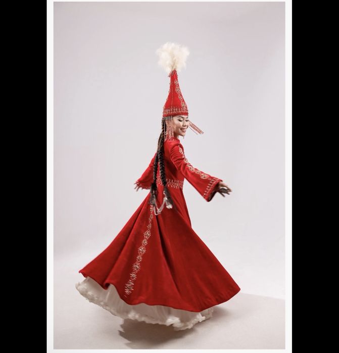 Медина Сактагановадан ұзату мен сырға салуға арналған образ