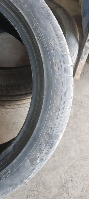 Pirelli Scorpion 255/45/R19