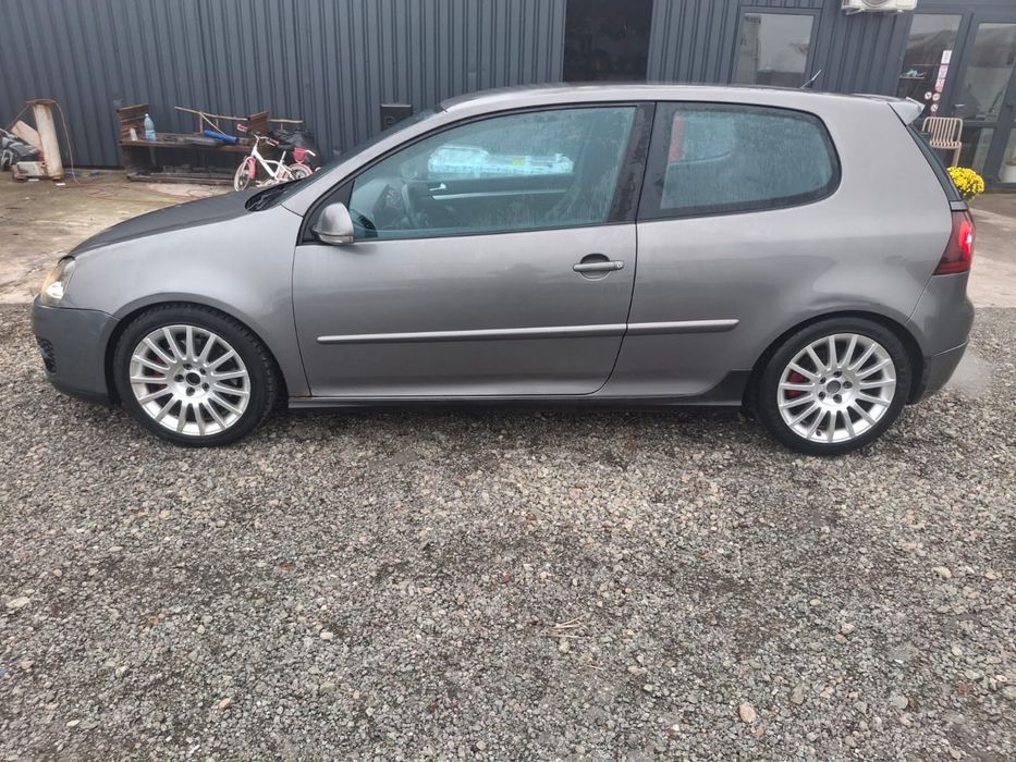 VW Golf 5 GTI 2.0tsi manual