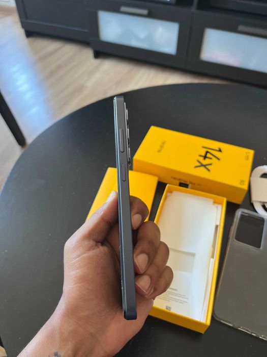 Realme 14x 5G — 8GB RAM / 128GB — Тъмносин — Нов